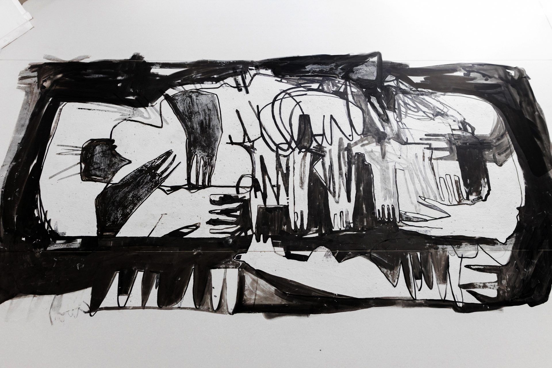 matka, ryt w podłodze Galerii Szewska 16 w Poznaniu, matryca, tusz, 250x500
cm, 2025