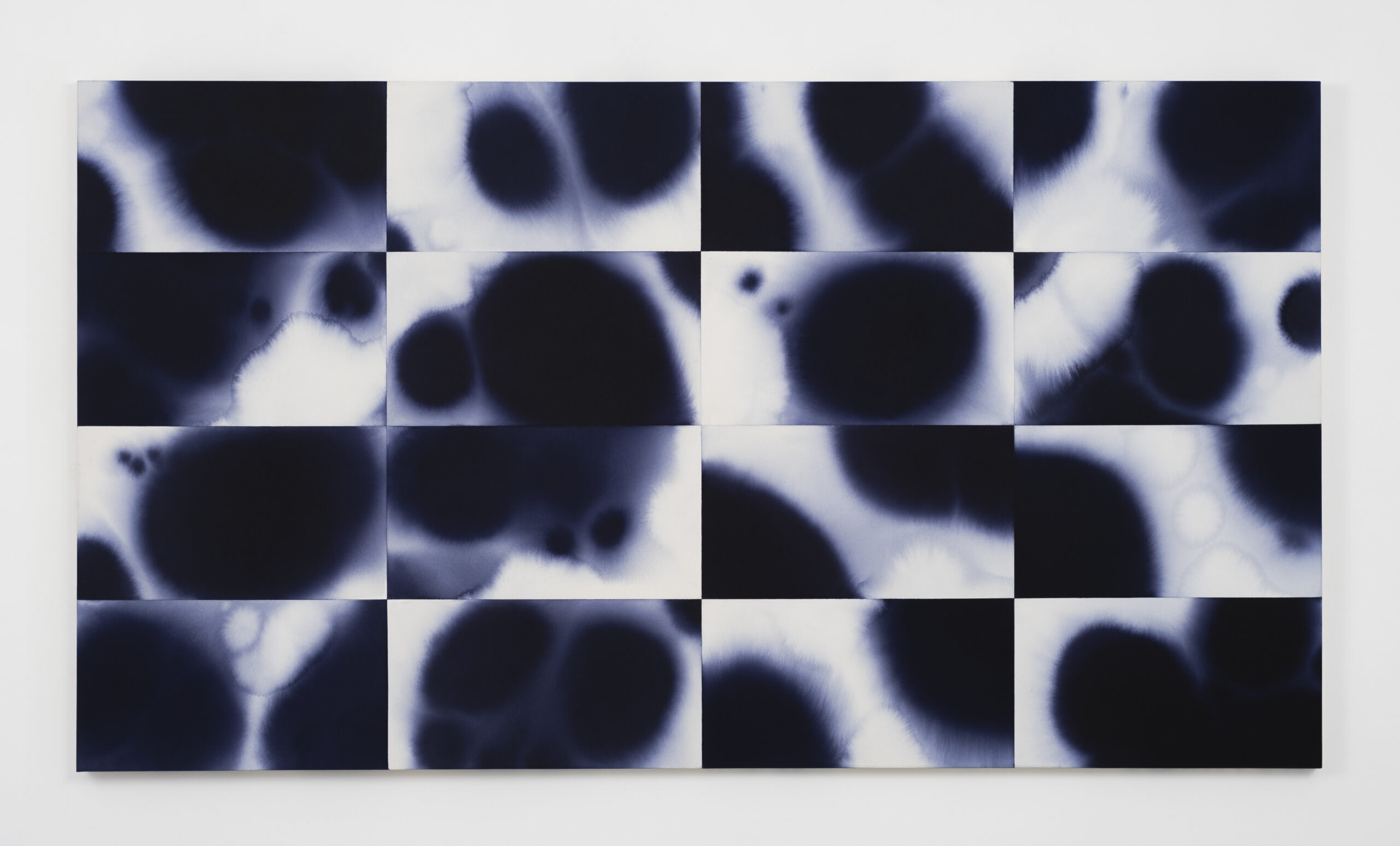 Untitled 294, akryl na płótnie, 201 x111 cm, 2020