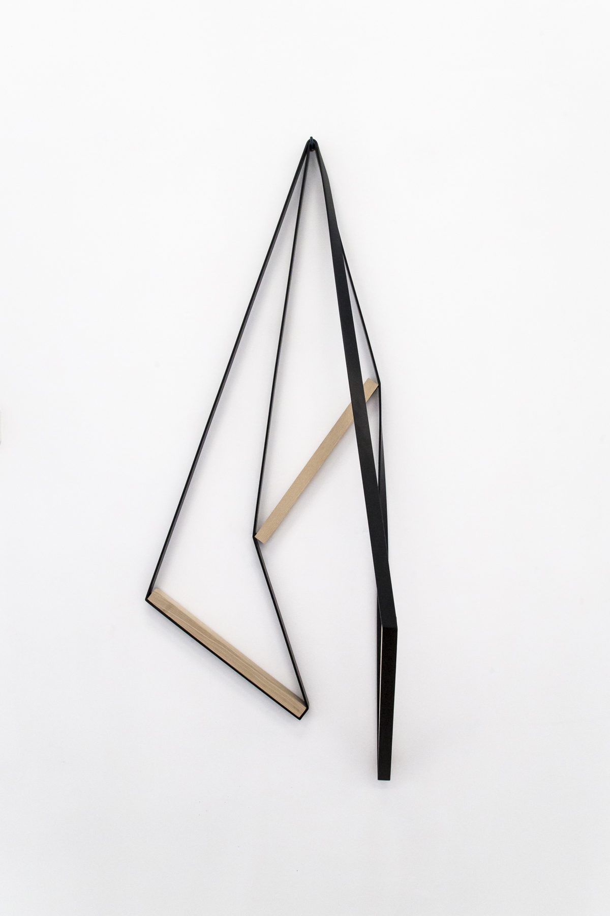 Stretching of Concepts 12, stal malowana proszkowo, drewno dębowe, 145x54x38 cm, 2017